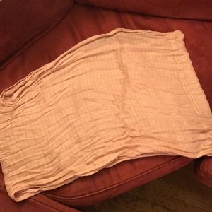 Light Weight Dusty Rose w/ Gold Infiniti Scarf